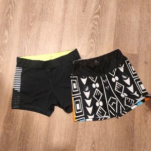 "Champion" Bundle Sports Shorts Set Of 2Stylish Black and Patterned Size: M